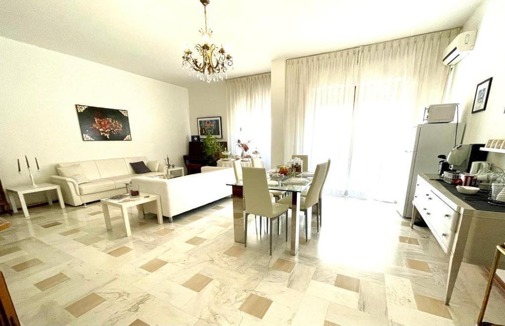 Rosa Dei Venti B&B Taranto Ngoại thất bức ảnh
